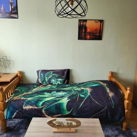 Studio Colmar Luaran gambar